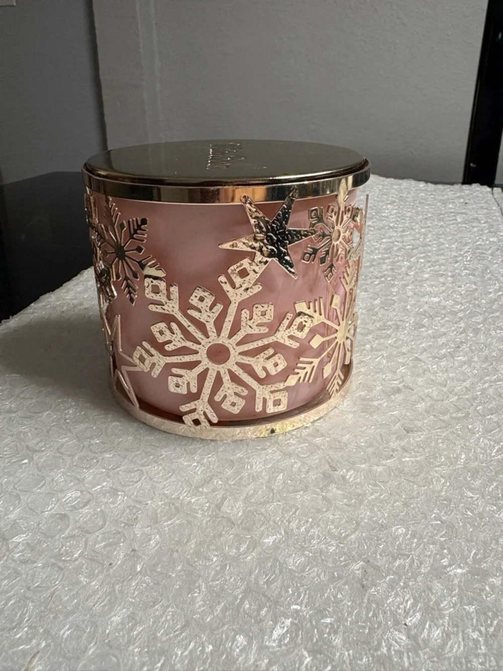 Bath & Body Works snowflake & star candle holder - Picture 3 of 7